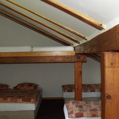 Hotel Rekreacni Areal Na Trojaku 3*
