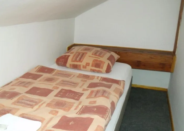 Отель Rekreacni Areal Na Trojaku 3*
